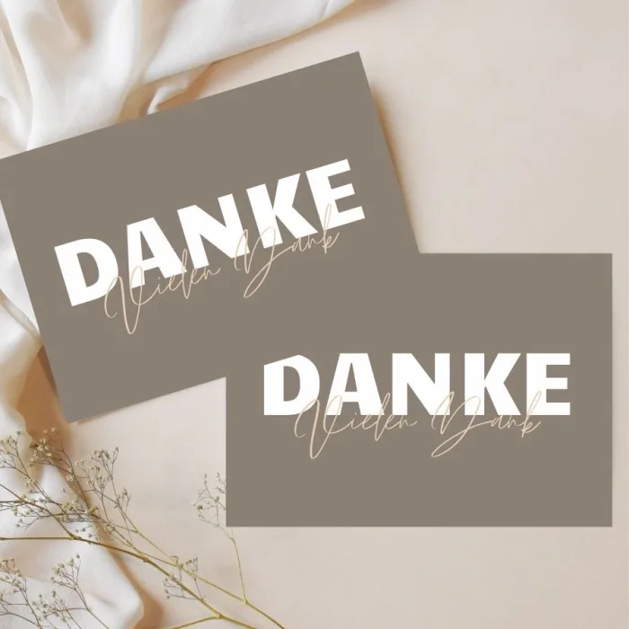 Farbige Dankeskarte A6 – Individuell gestaltbar mit Wunschtext (z.B. 'Danke, Vielen Dank') auf 250g-Papier, digital & druckbar